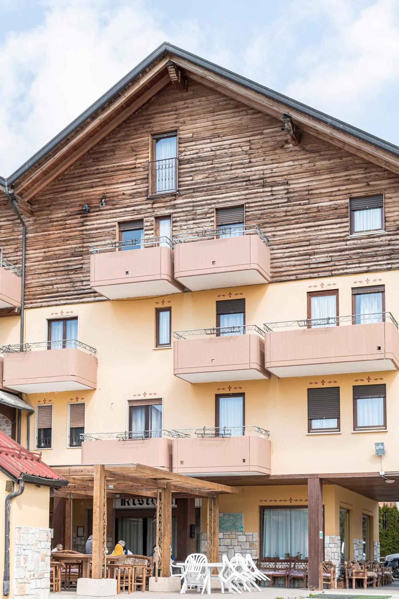 Hotel Vescovi Asiago Bagian luar foto