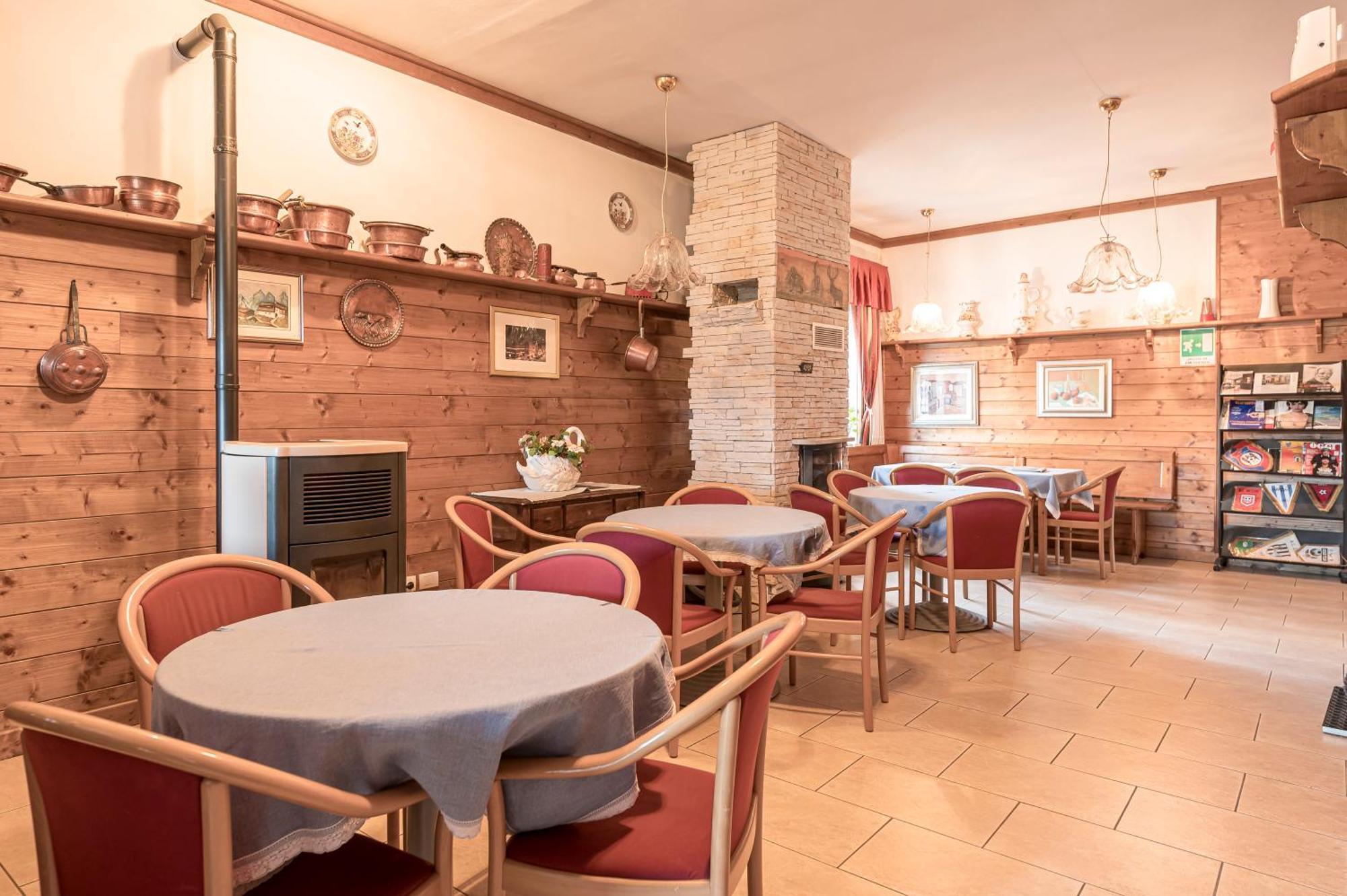 Hotel Vescovi Asiago Bagian luar foto