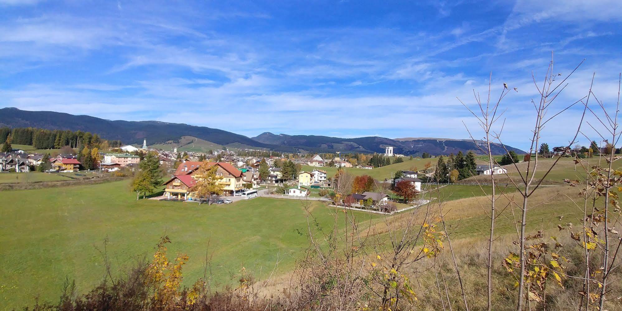 Hotel Vescovi Asiago Bagian luar foto